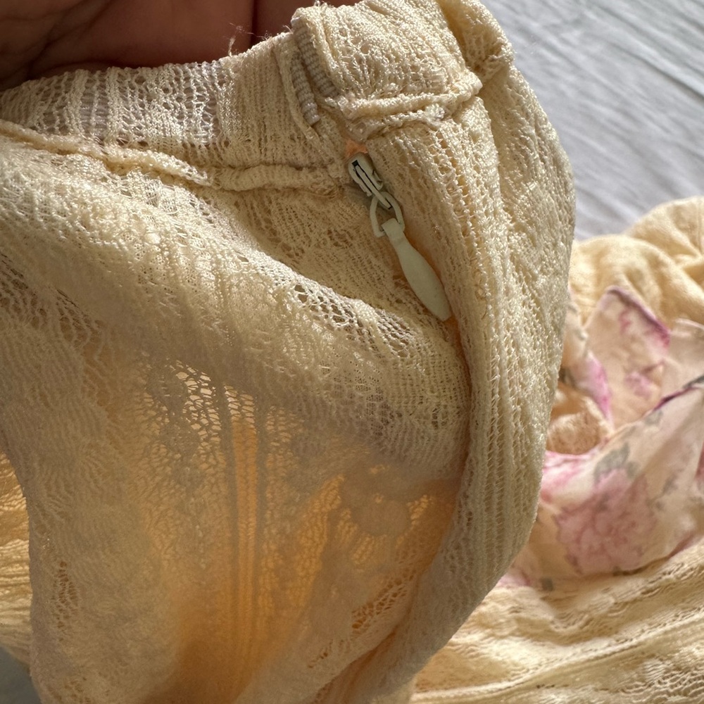 Bluivy Cream and Pink Floral Maxi Skirt - Picture 5 of 11